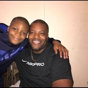 Meet your Posher, Larry